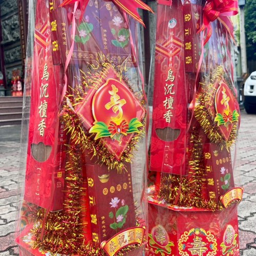 有燈中香塔(4尺1)